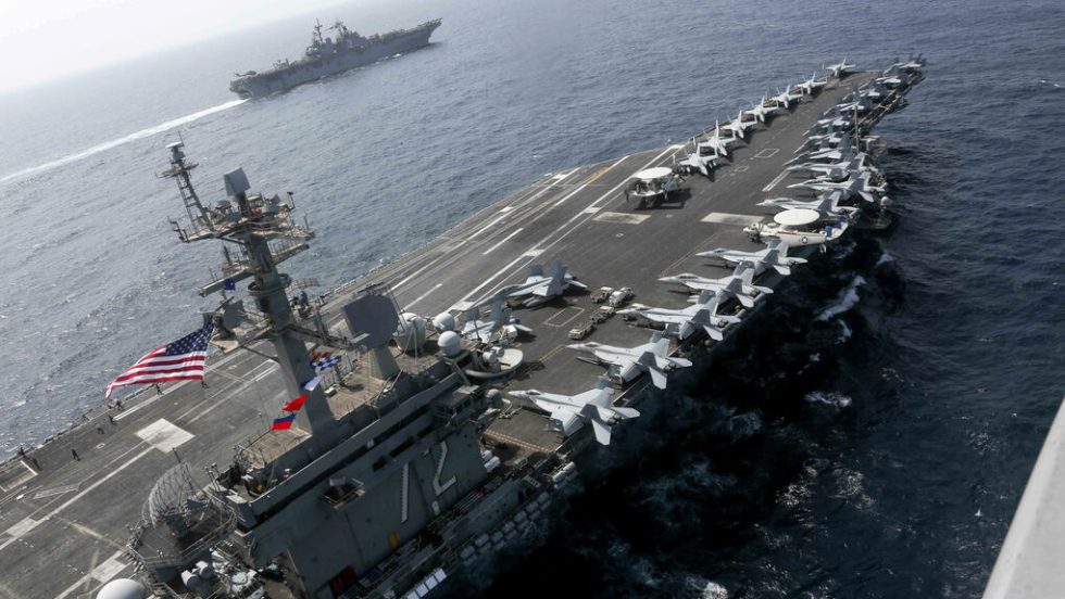 Η απουσία αμερικανικών αεροπλανοφόρων από την ευρύτερη περιοχή της Μέσης Ανατολής συνηγορεί στην εκτίμηση ότι δεν πρόκειται να αναλάβει άμεσα δράση κατά του Ιράν η Ουάσινγκτον. Στη φωτογραφία το «USS Lincoln»